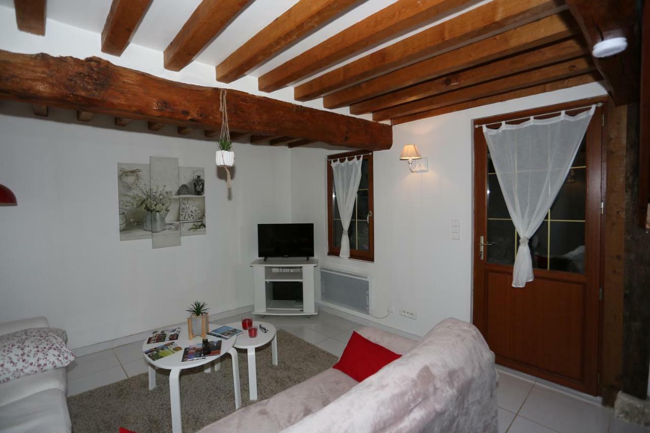 Le Clos Des Hortensias Toutainville Luaran gambar